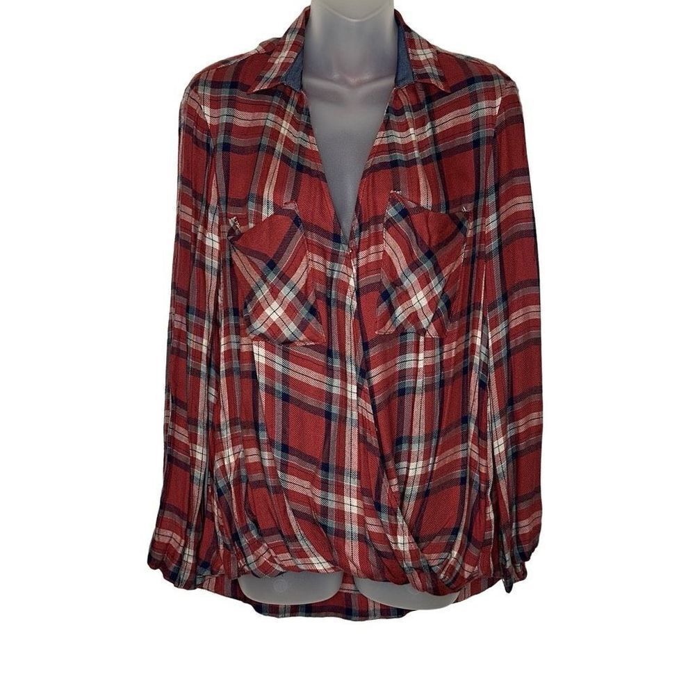 Willow & Clay Plaid Twist Front Top Red Blue Tartan V-Neck Rayon WW5654 XS New